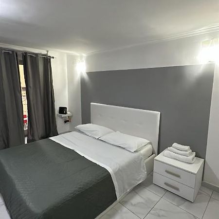 Gradoniroom26 Napoli Esterno foto